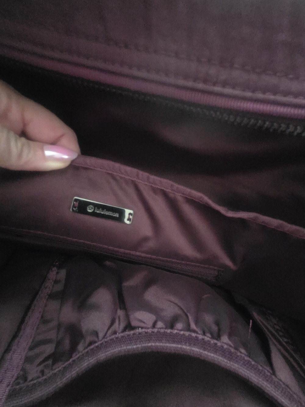 Lululemon Go Getter Plum Tote Bag 25L Like NEW - Picture 7 of 8